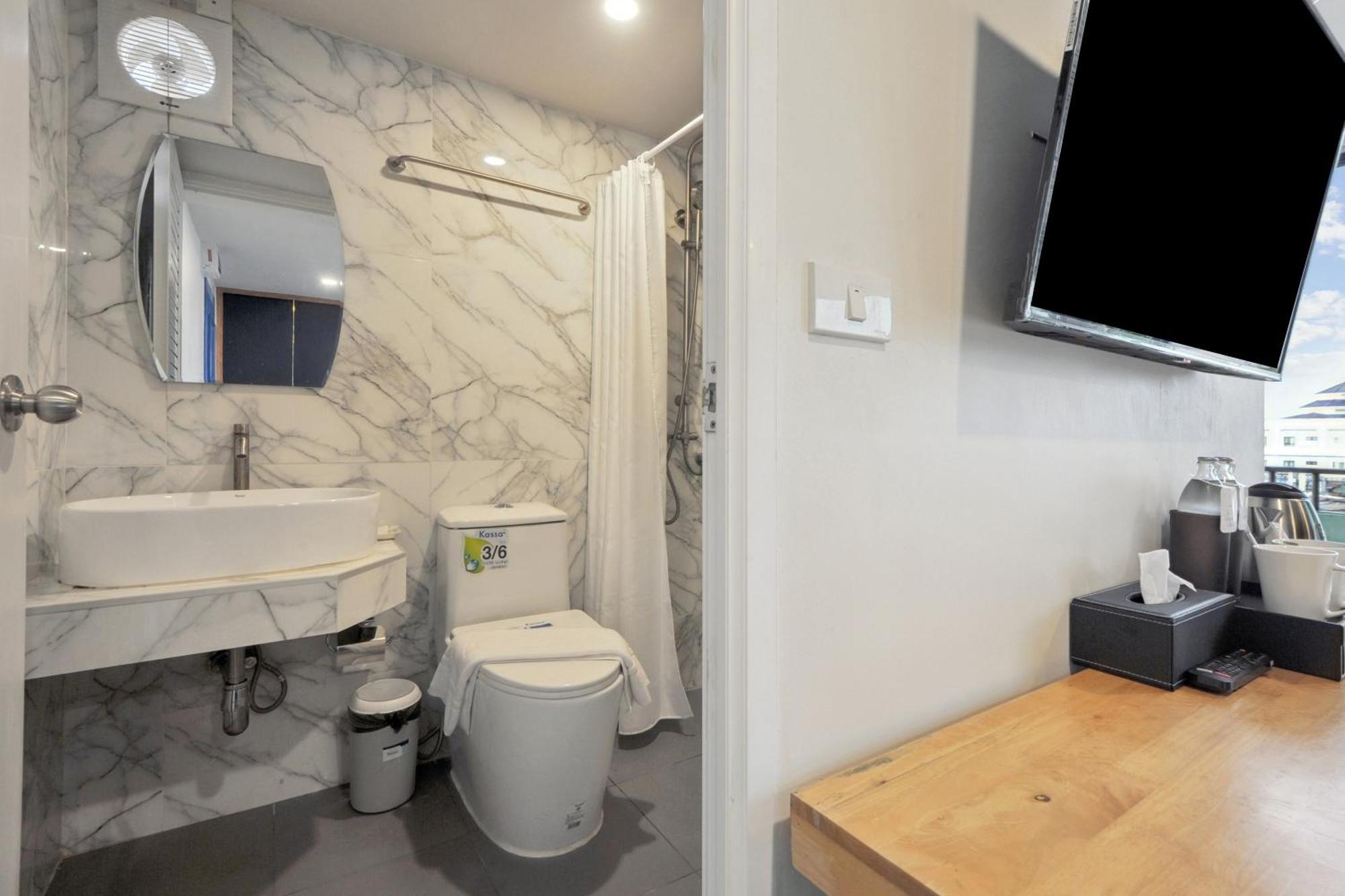 Ployburi Boutique Hotel チャンタブリー エクステリア 写真