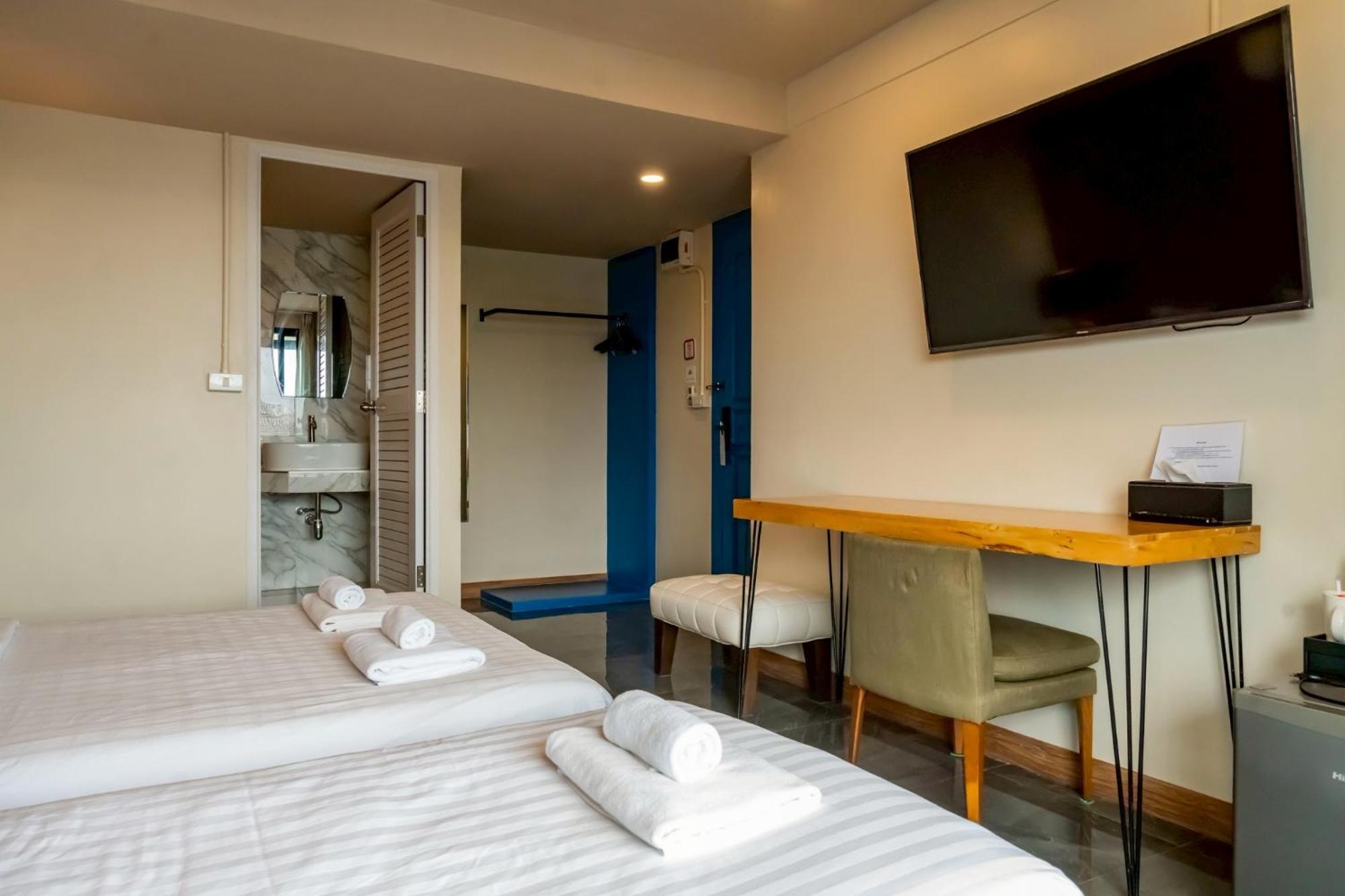 Ployburi Boutique Hotel チャンタブリー エクステリア 写真