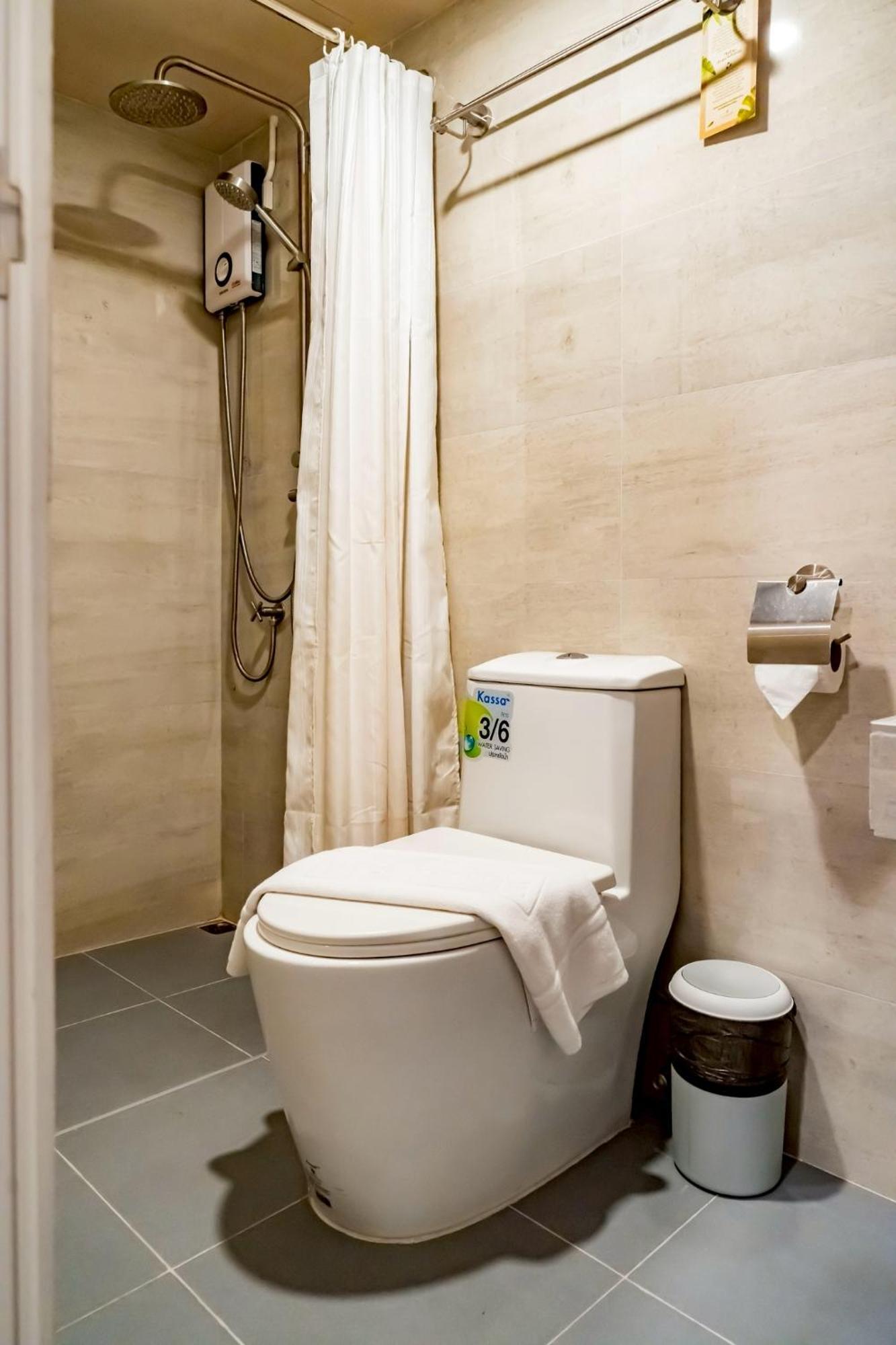 Ployburi Boutique Hotel チャンタブリー エクステリア 写真